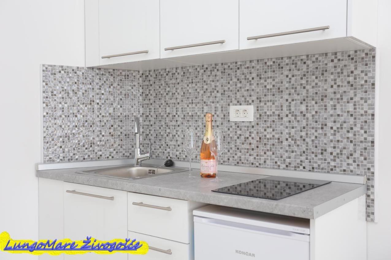 Apartmants Villa Lungo Mare Zivogosce Ngoại thất bức ảnh
