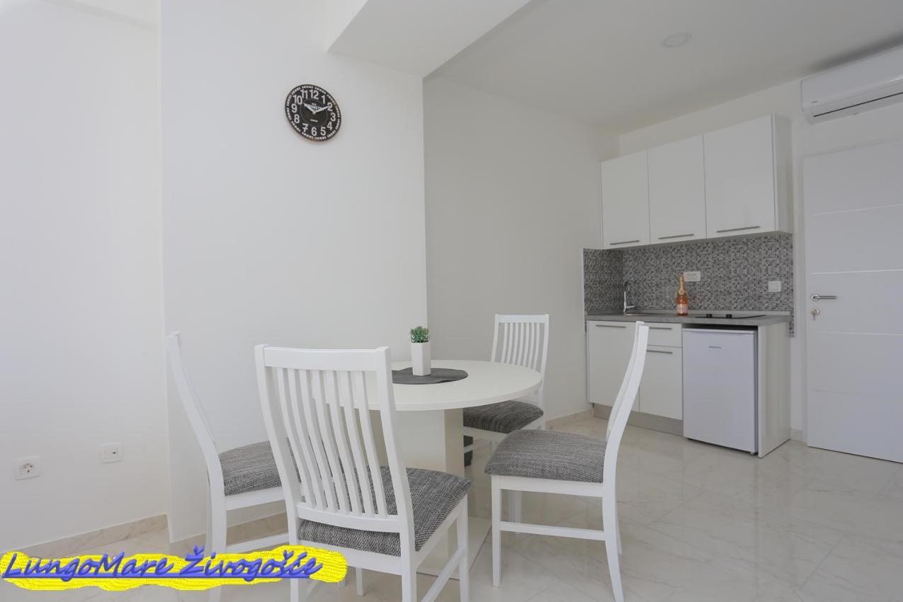 Apartmants Villa Lungo Mare Zivogosce Ngoại thất bức ảnh