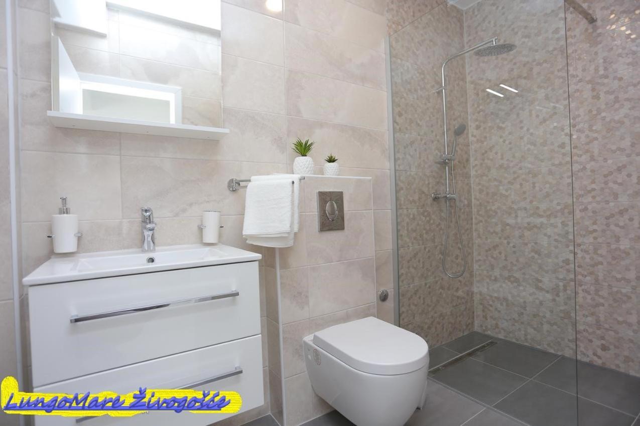 Apartmants Villa Lungo Mare Zivogosce Ngoại thất bức ảnh